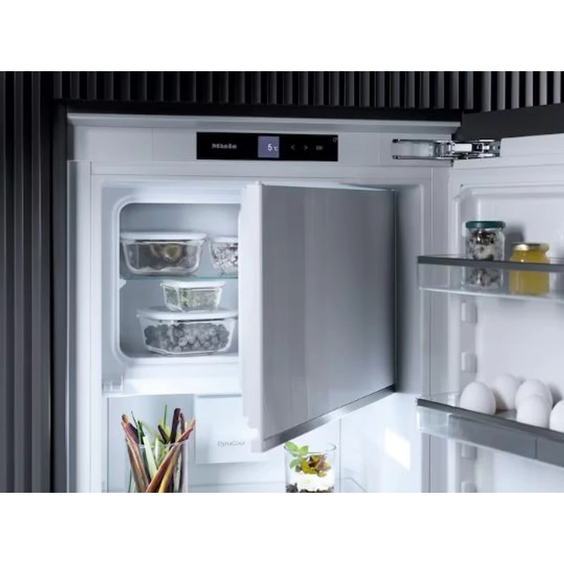 Miele K 7778 C PerfectFresh Active   beépíthető kombinált hűtőszekrény
