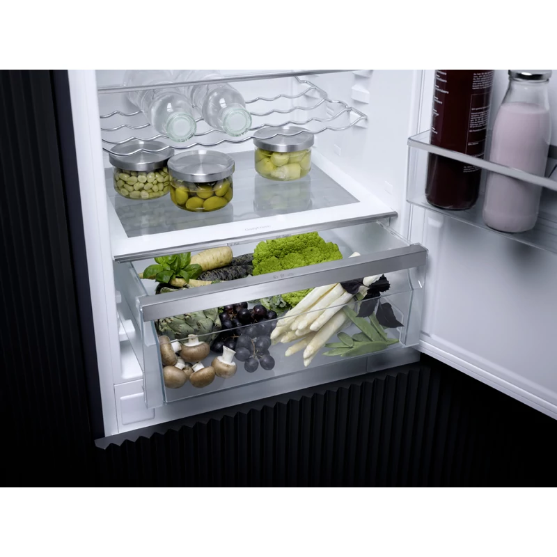 Miele KFN 7734 C beépíthető kombinált hűtőszekrény