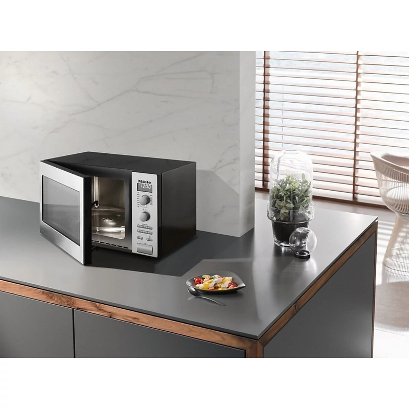 Miele M 6012 SC szabadon álló mikrohullámú sütő